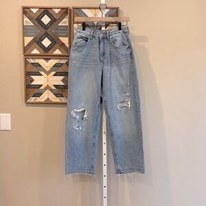 H&M &Denim Ultra High Waist 90’s Baggy Jeans Ripped Raw Edge US 4 Short Cropped